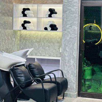 Rozi Beauty Salon